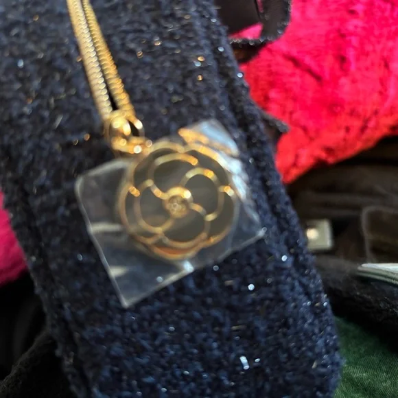 Chanel Beauté Elegant navy Cosmetic Bag NEW FULL SIZE MASCARA ($40 ret) 3 CHARM - Picture 3 of 5